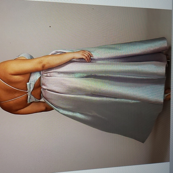 Jules and Cleo Iridescent Ball Gown - Picture 4 of 4